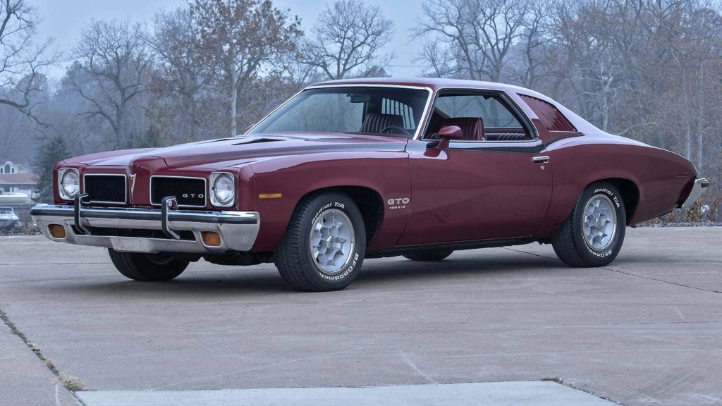 Top 10 American Muscle Cars Of All Time